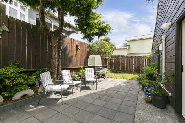 19a Bassett Road Johnsonville_2