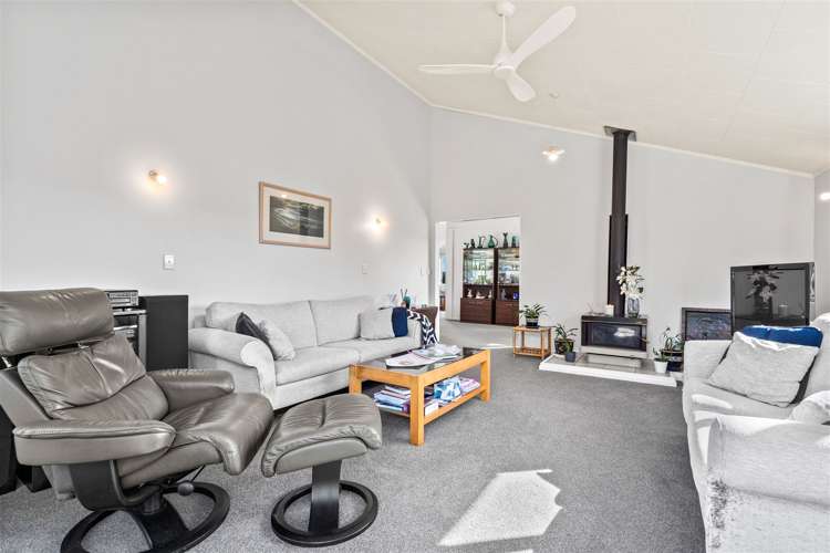 94 Church Street Onerahi_3