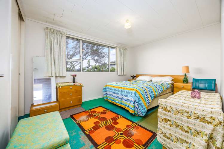 73 Marellen Drive Red Beach_5