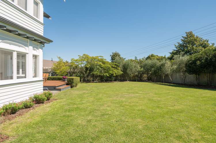 6 Lucy Murcott Place Stoke_11