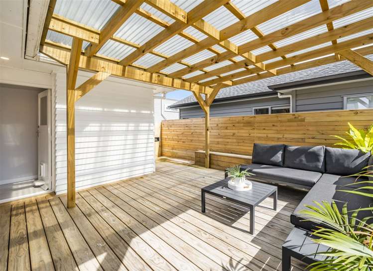 15 Waione Avenue Te Atatu Peninsula_5