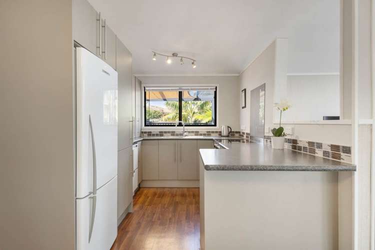 7A & 7 Gleneagles Grove Wattle Downs_8