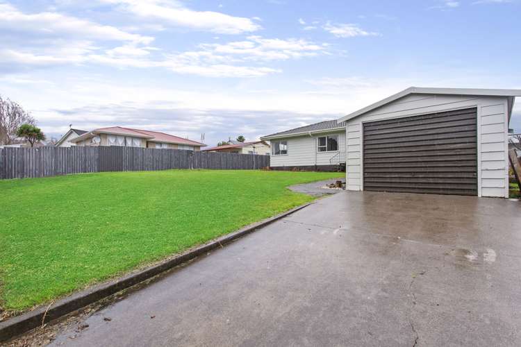 32 Moncrieff Avenue Clendon Park_19