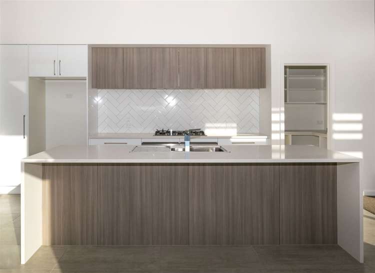 14 Corsair Crescent Burleigh_3