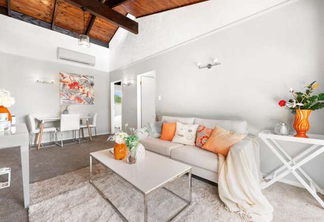 3/23 Craigbank Avenue New Lynn_1