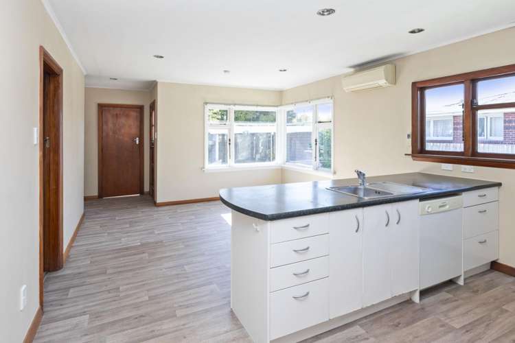 12 Aorangi Road Bryndwr_4