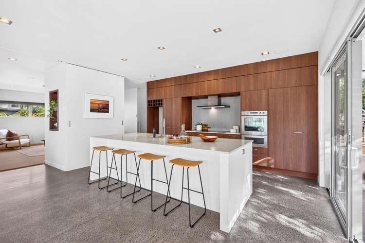5 Matau Rise Te Atatu Peninsula_12