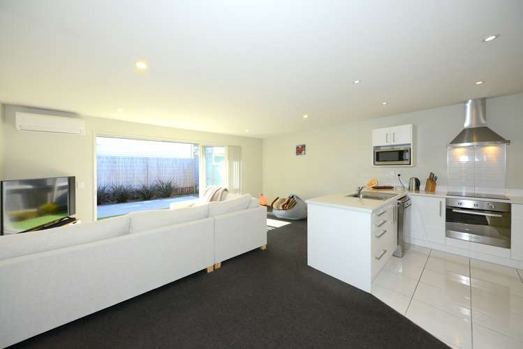 2/43 Waltham Road Sydenham_5
