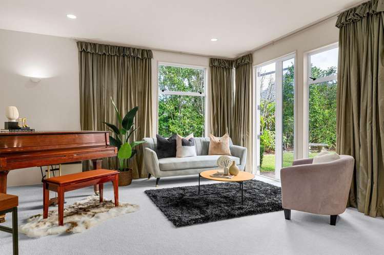 9 Harrowfield Drive_2