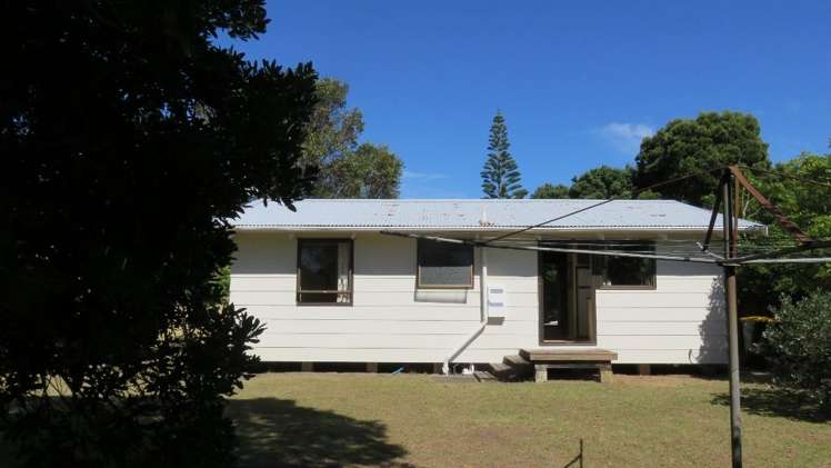 109 Patuwai Drive Whangamata_3