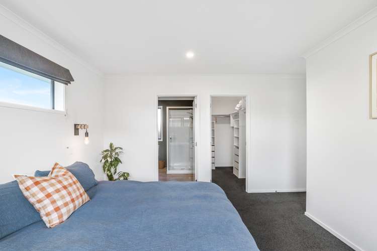 7 Biggles Place Lincoln_11