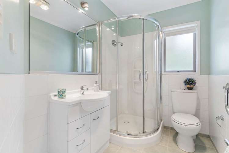 3 Kingussie Place Highland Park_16