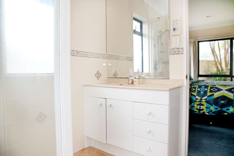 25 Crannog Fen Wattle Downs_10