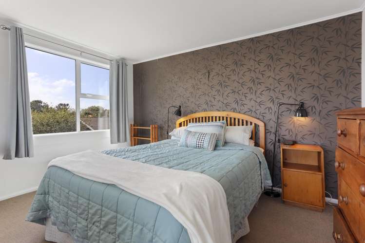 6 Birdling Place Halswell_11