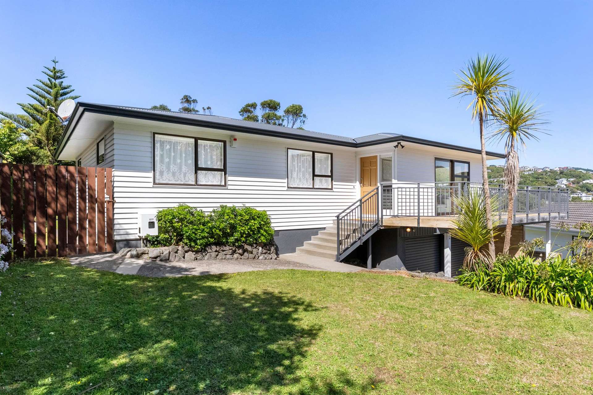 34 Percy Dyett Drive Karori_0