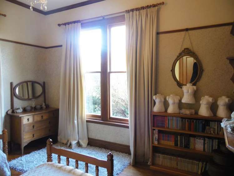 447 Tilverstowe Road Island Cliff_9