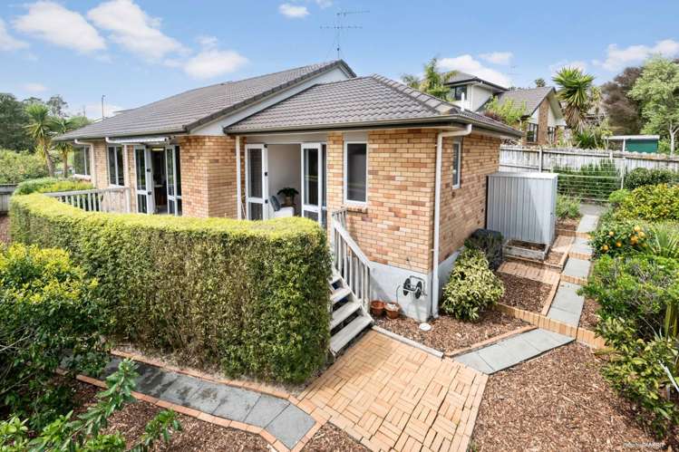 12 Jelas Road Red Beach_0