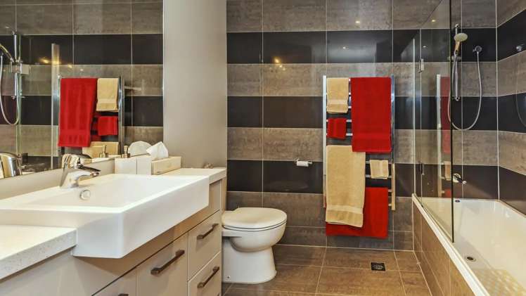 7/23 Wellington Street Howick_10