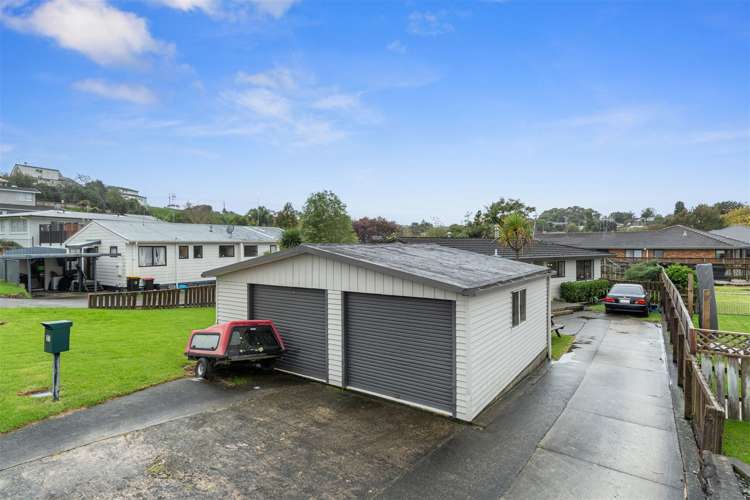 27 Sylvania Drive Matua_14