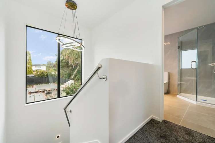 B/13 Renata Crescent Te Atatu Peninsula_10