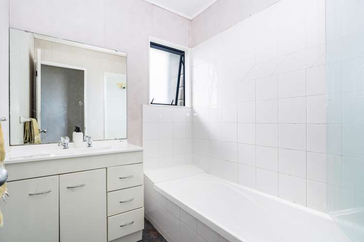 53 Ridgeway Drive Kamo_2