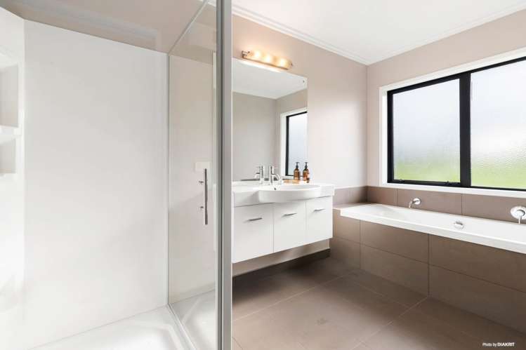 184 Grahams Beach Road Awhitu_12