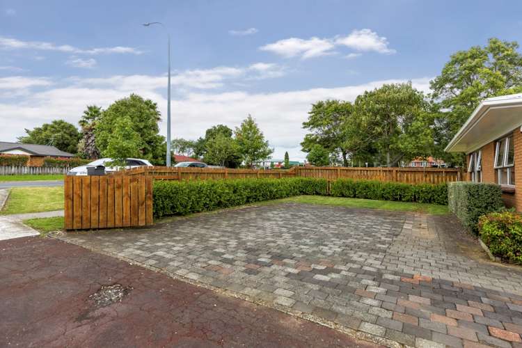 127 West Street Pukekohe_14