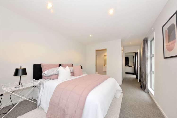 17 Farnborough Way Rolleston_4