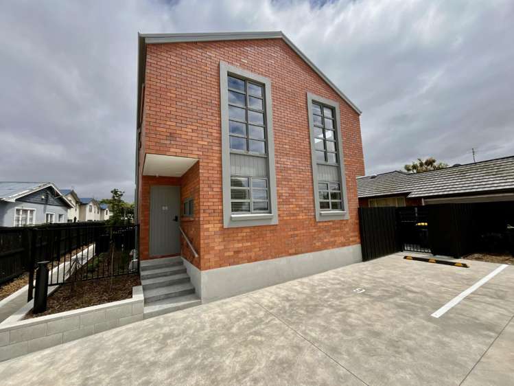 12/95 Olliviers Road_0