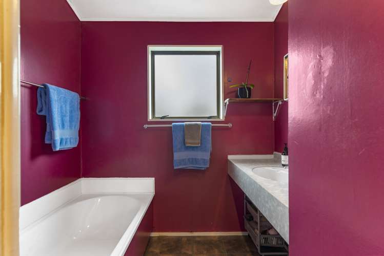 22 Fairdale Avenue Red Hill_14