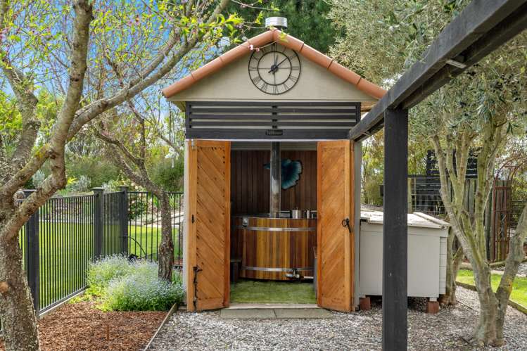 32 Bradleigh Park Fairhall_23