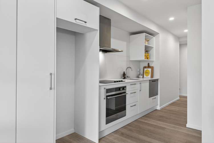 4/142 Leinster Road Merivale_3