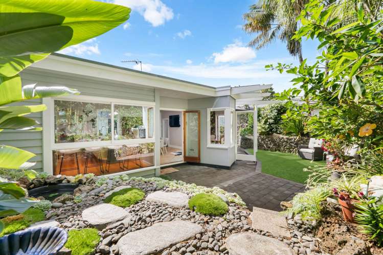 28 Pentland Avenue Mount Eden_16