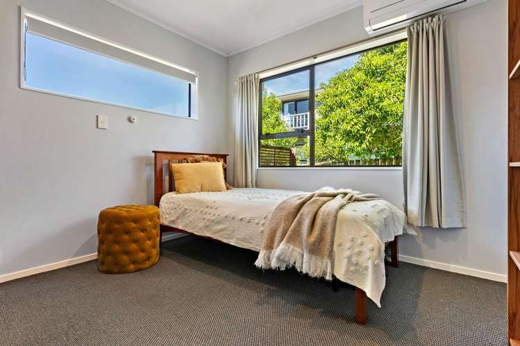 2/12 Petrel Place Massey_21