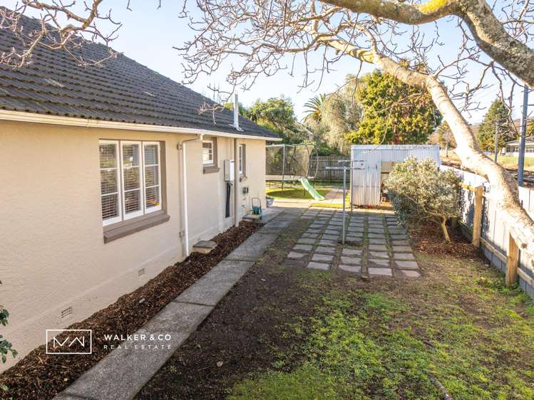 15 Raukawa Grove Trentham_23