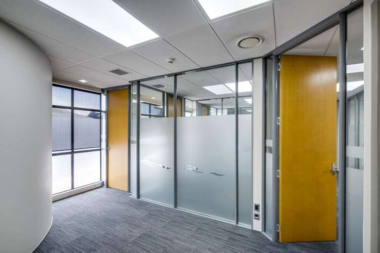 301-303 Queen Street East Hastings Central_9