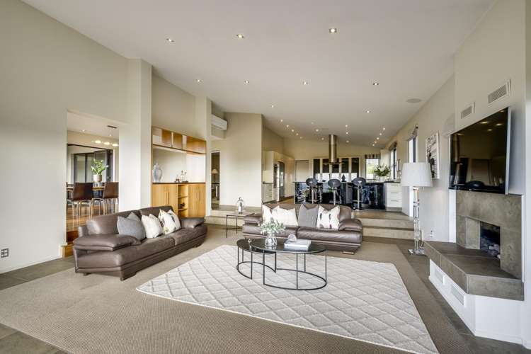 13 and 7 Burbury Ridge Havelock North_6