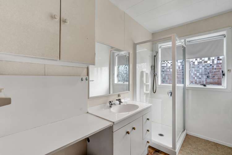 2/6 Webster Street Westown_11