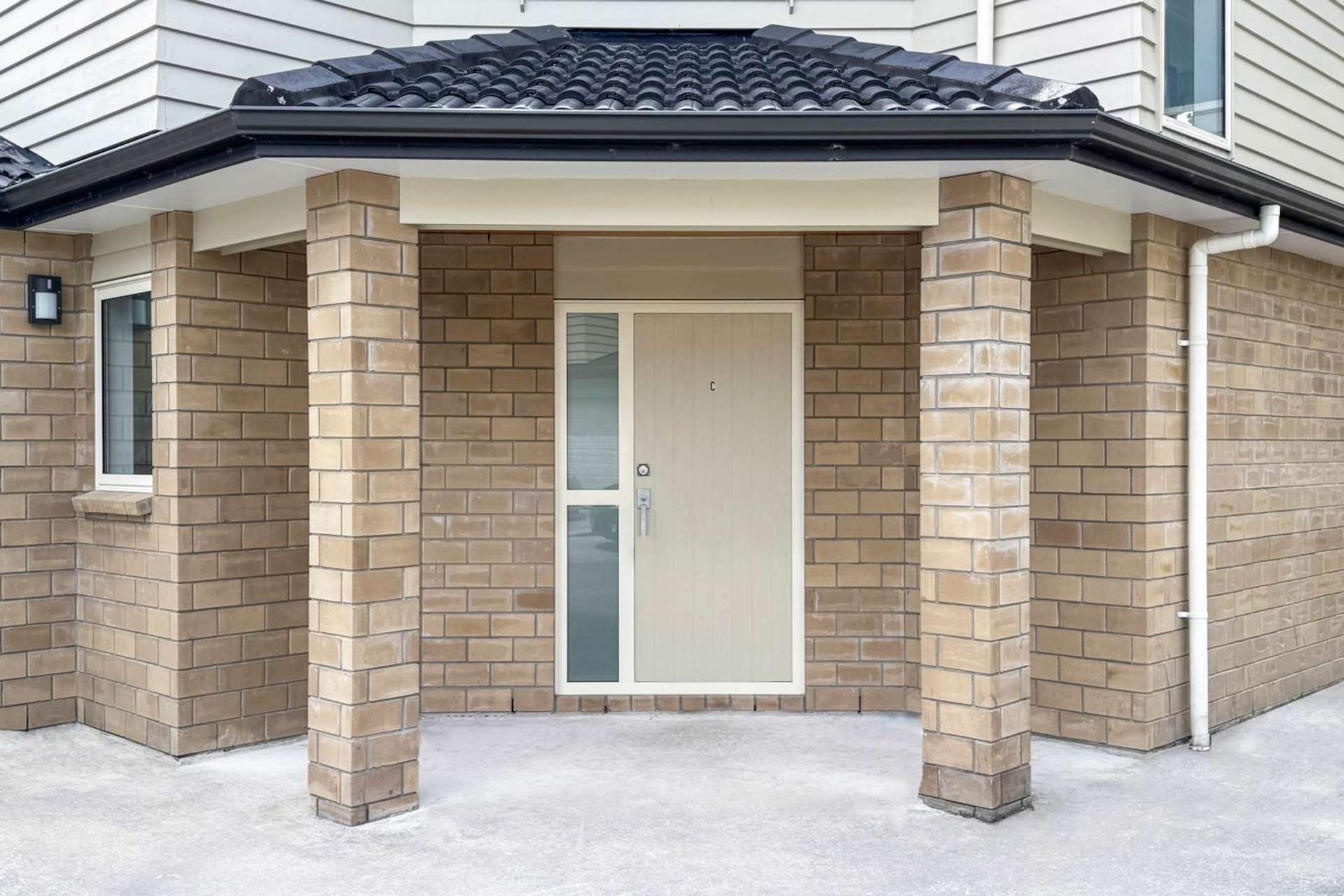 99c Canal Road Avondale_0