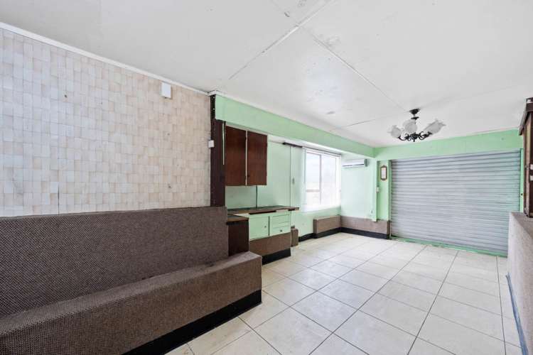 2/63 Eskdale Road Birkdale_8