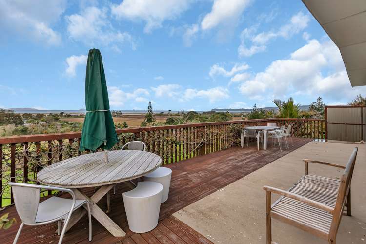 328 Cove Road Waipu_13