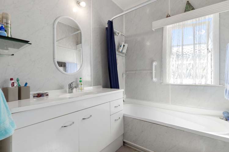 12 Campbell Street Waihou_10