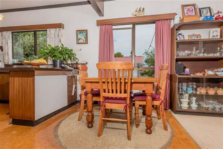 6 Konini Road Titirangi_36