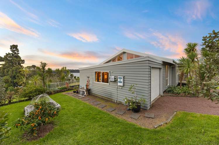 1/149b Glengarry Road Glen Eden_23