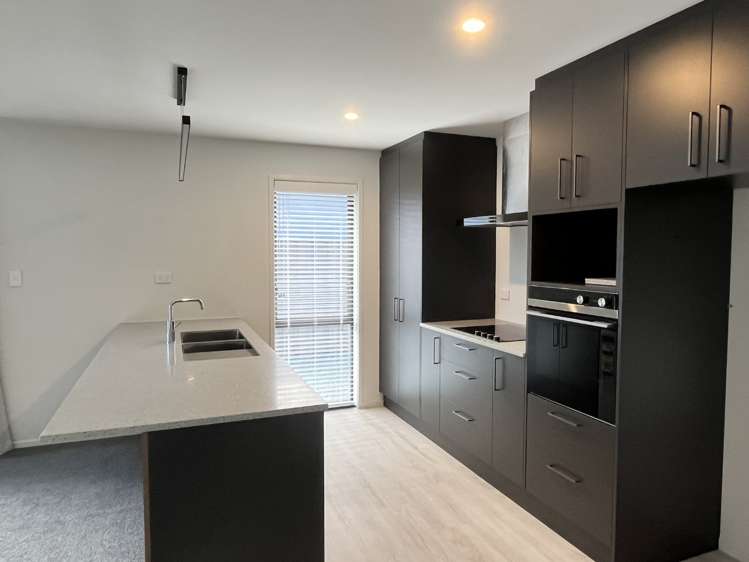 114 Broadway Parade Rolleston_3