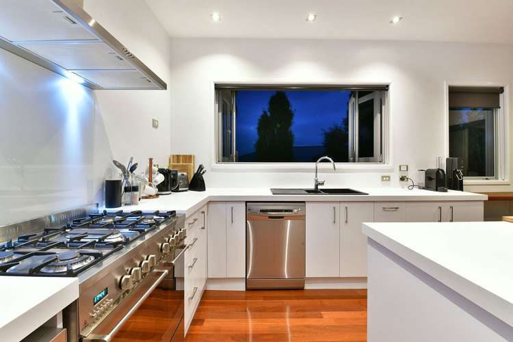 2 Andre Rise Stanmore Bay_16