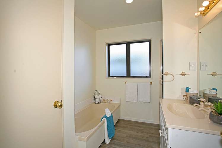 Bentley Street Russley_14