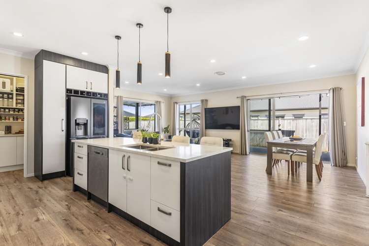 63 Seventh View Avenue Beachlands_1