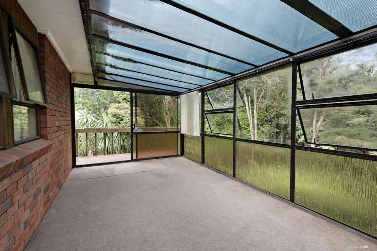 21 Onedin Place Titirangi_4