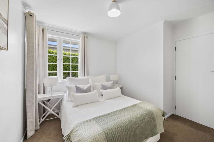 3/10A Meeanee Quay Westshore_8